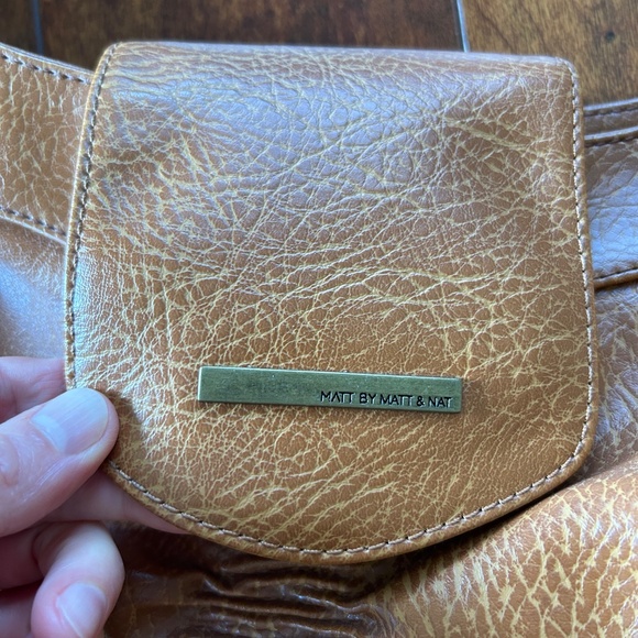 Matt & Nat Hobo/Shoulder Bag - Picture 2 of 8